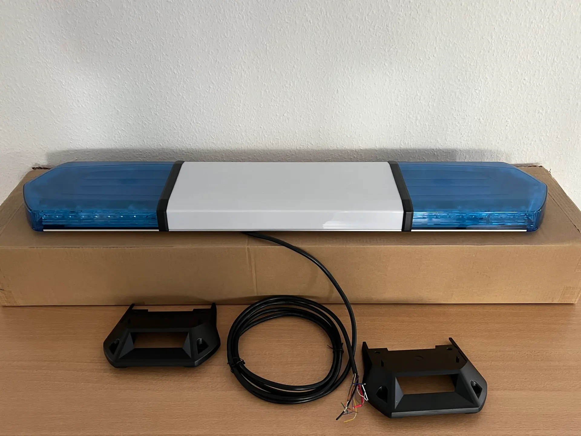 Axixtech Juluen Kuiper HE mit beleuchtetem Mittelteil